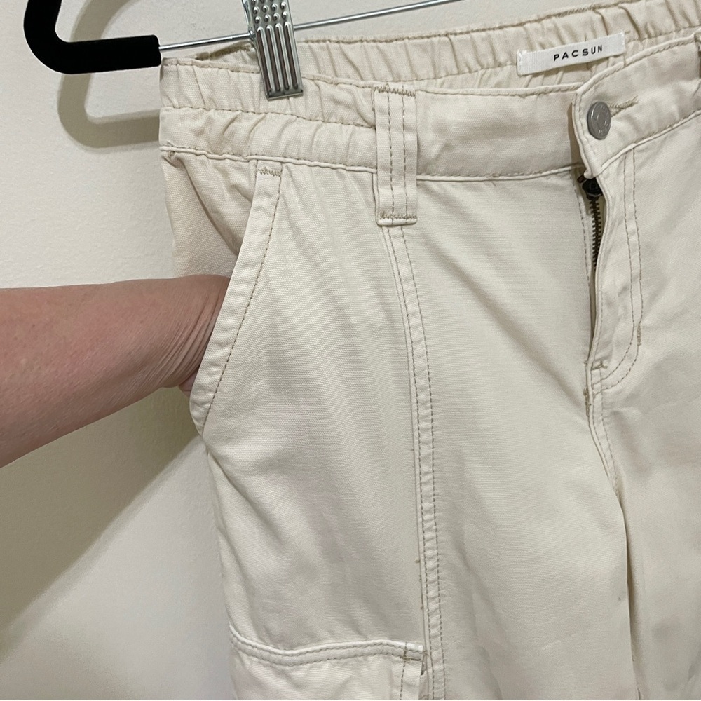 PacSun Cream Cargo Pants Utility Low Rise Puddle, Small - Picture 5 of 12